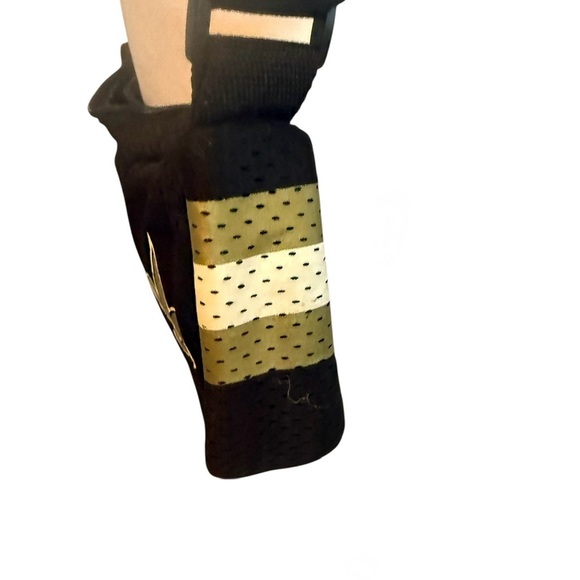 NFL New Orleans Saints Jersey  Crossbody purse  with adjustable strap NWOT - Picture 4 of 9